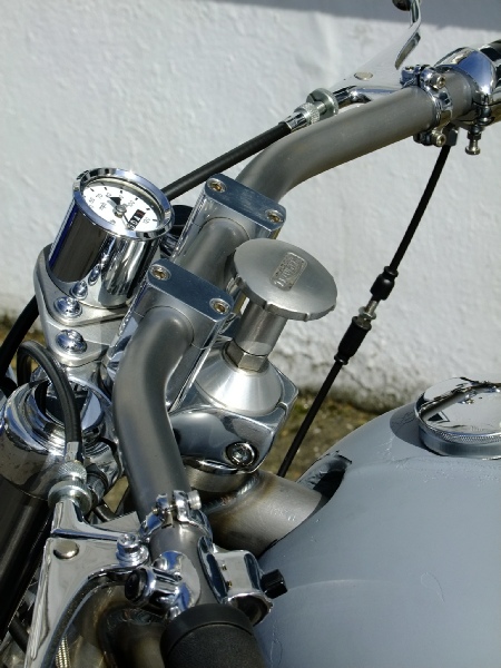Triumph bolt on hardtail top